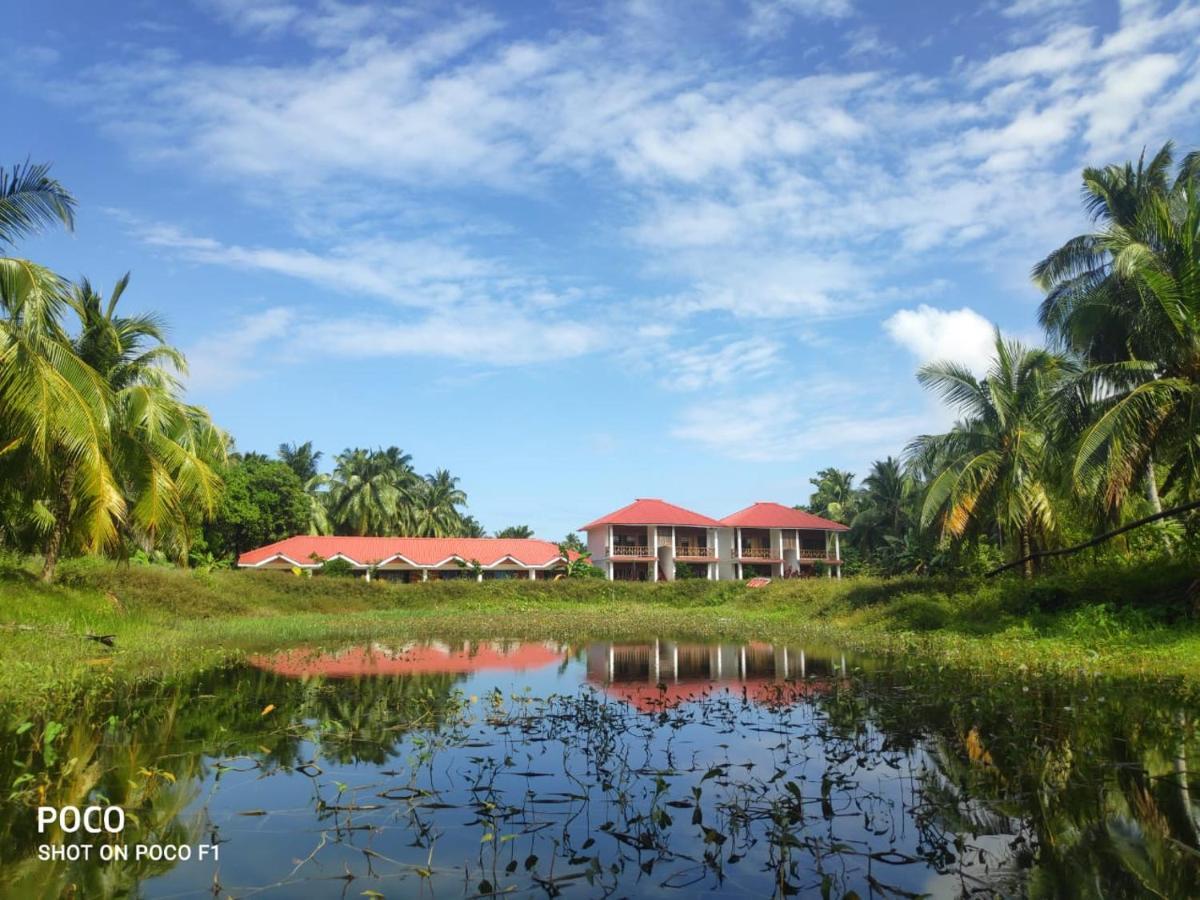 Hotel Exotica Squares Lakshmanpur Exterior foto
