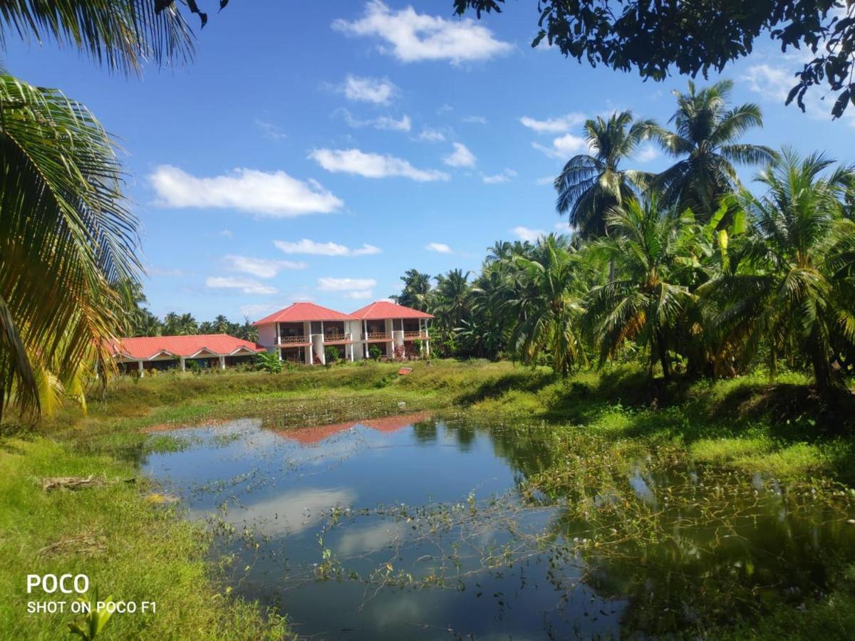 Hotel Exotica Squares Lakshmanpur Exterior foto